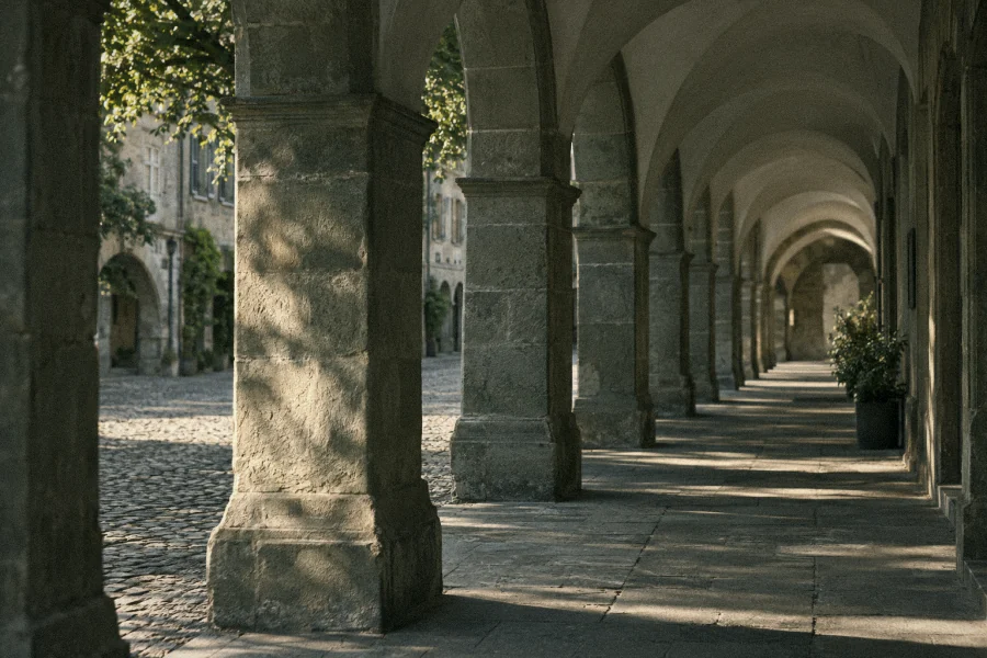 Sandsteinlauben im Abendlicht